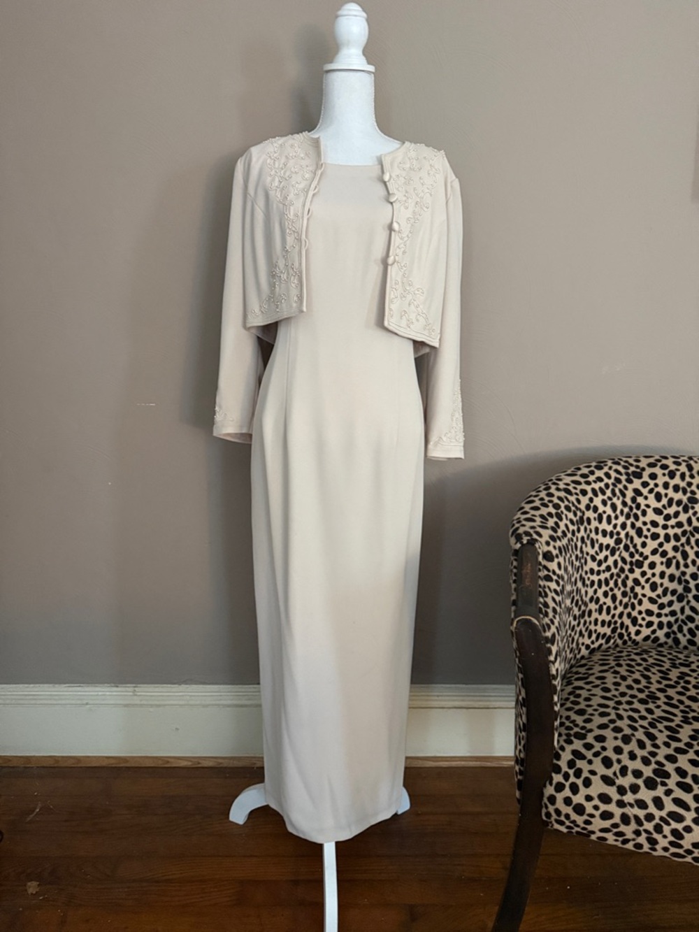 Elegant Cream Long Gown with Embroidered Bolero
